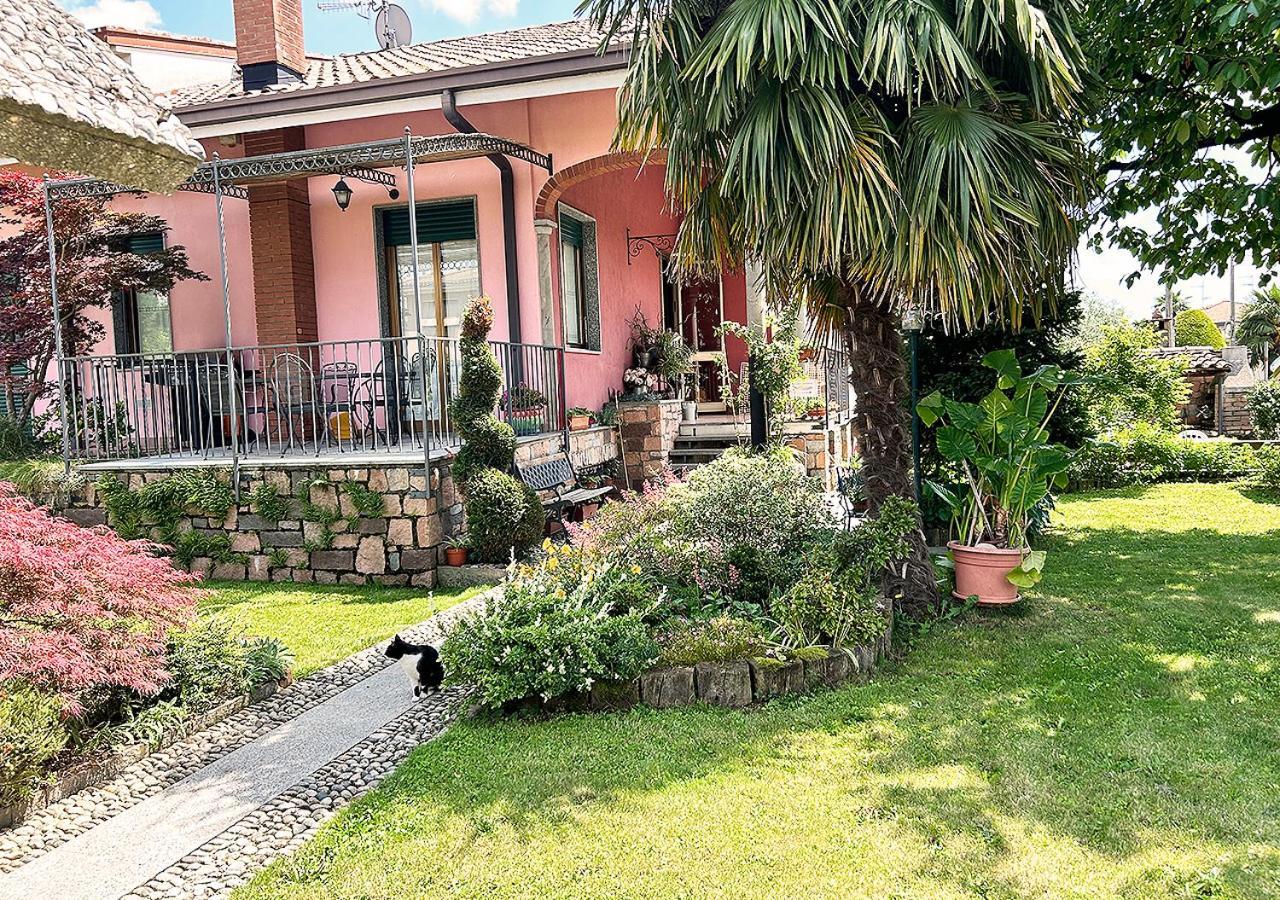 La Mansardina Venegono Superiore Exterior foto