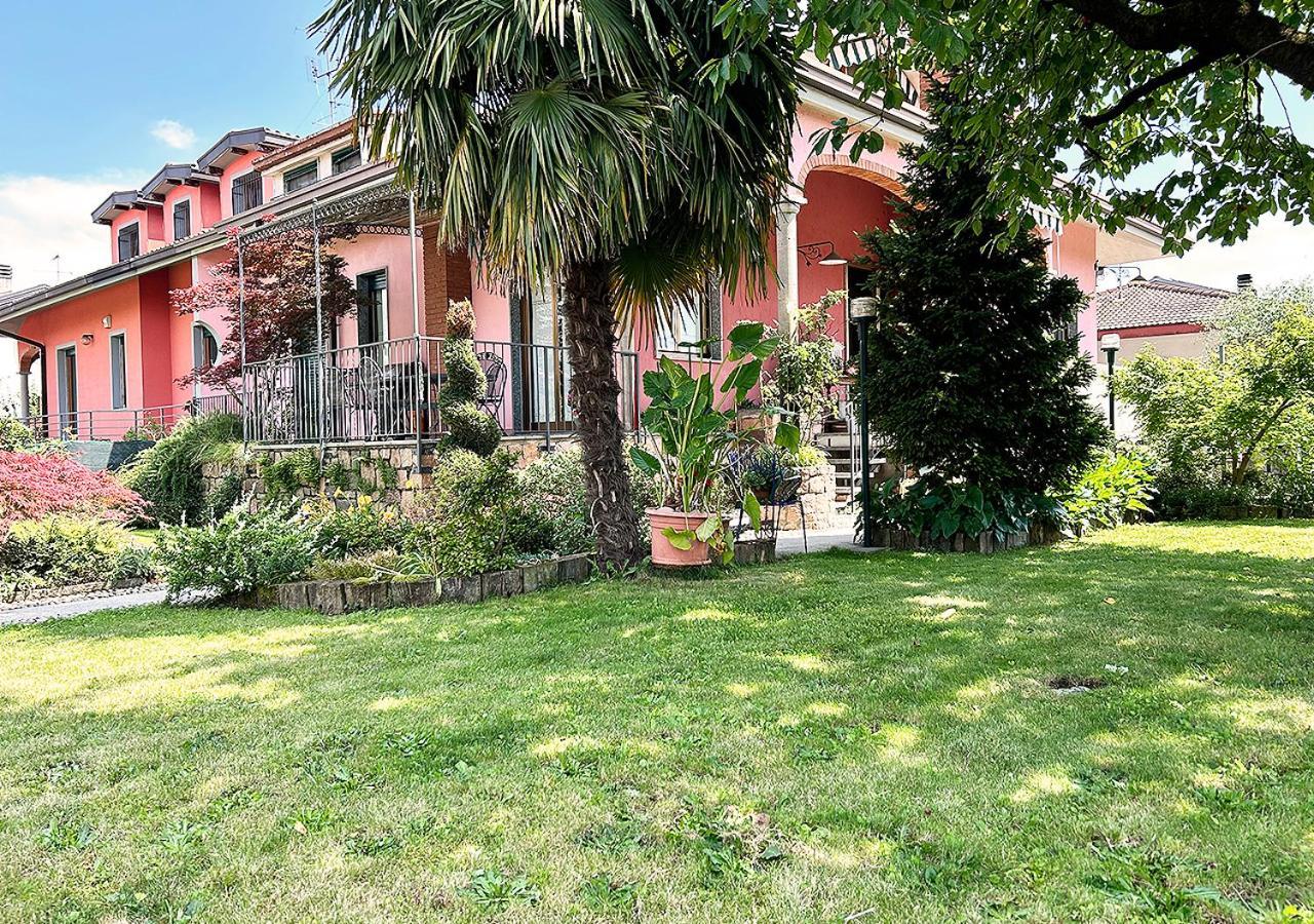 La Mansardina Venegono Superiore Exterior foto